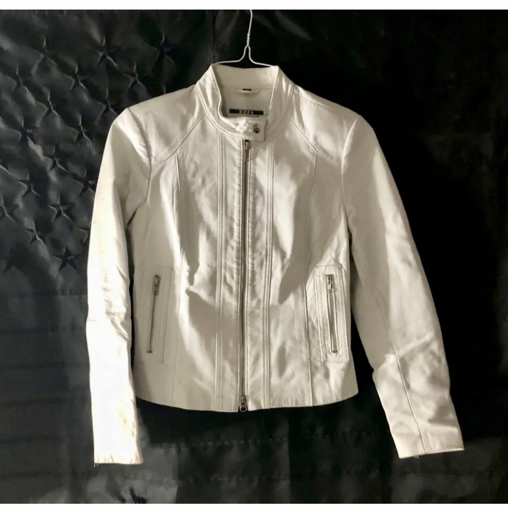 Michael Hoban White Leather Jacket With Zipper Cl… - image 1